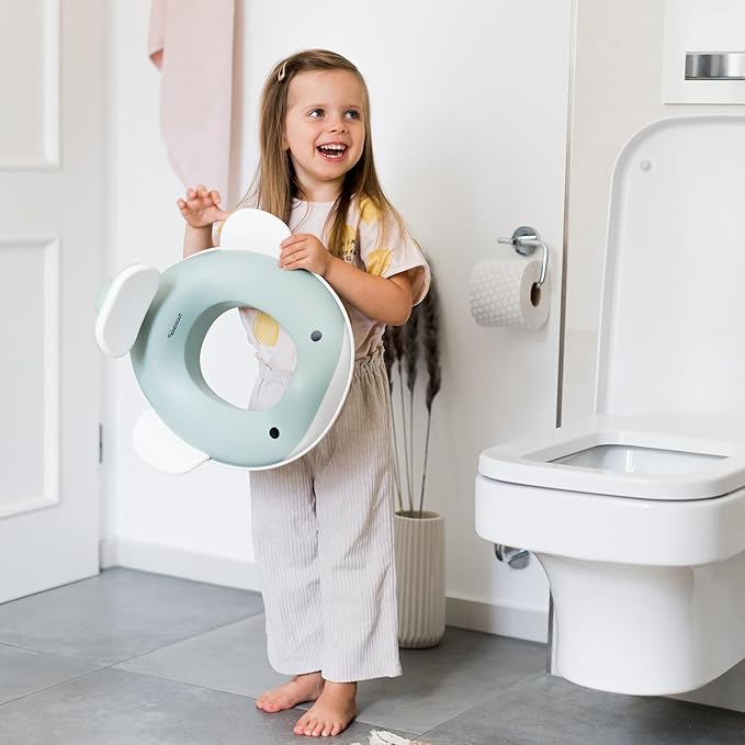 Kindsgut Potty Training Seat in whale design, designed in Germany, suitable for all toilet shapes non-slip toilet seat, Aquamarine