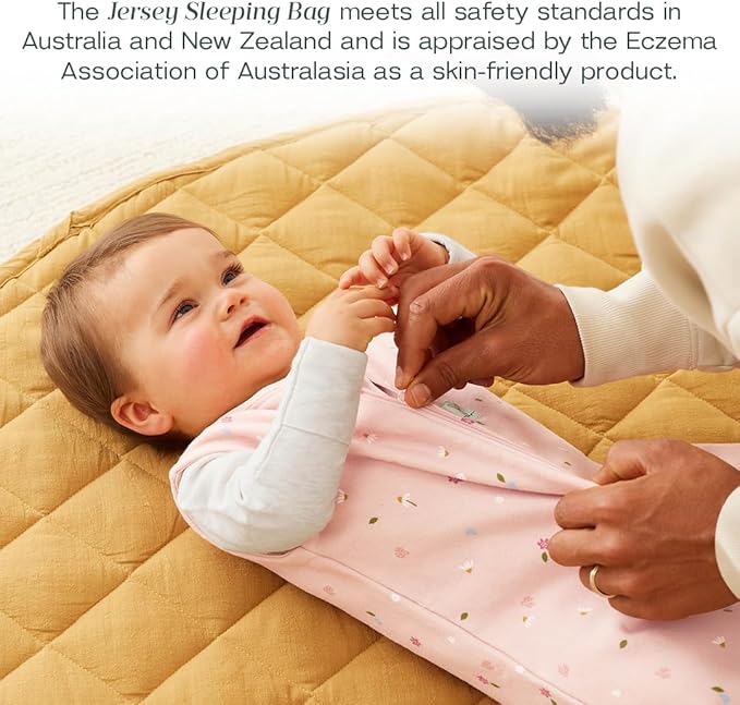 ergoPouch 0.2 Tog Jersey Sleeping Bag – Arms-Out Baby Sleep Sack – Soft, Breathable & Comfortable (3-12 Months, Daisies)