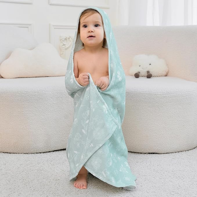Mooreeke 2 Pack Toddler Towels - 100% Cotton Toddler Hooded Towels - Soft Baby Bath Towel with Hood for Newborn - Comfort Towel for Baby Girls and Boys - Animal Shaped (Flower & Star)