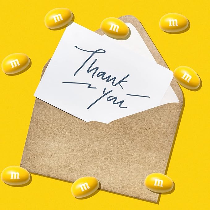 M&M'S WORLD Yellow Peanut M&M’s chocolate candy 2 lb bag – bright snack for birthdays, buffets, celebrations, desserts, gifts, gatherings, or cheerful table display