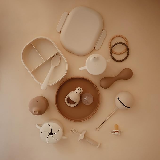 mushie Trainer Sippy Cup | Made in Denmark | Leak Resistant Twist-Off Lid & Handles | Plastic |6 Months + (Ivory)