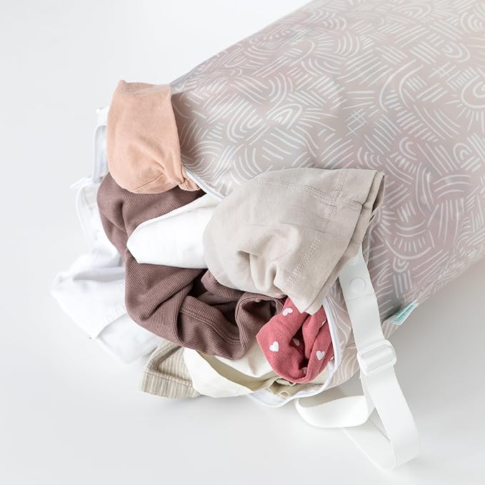 Bumkins Waterproof Hanging Wet Bag Large for Baby, Laundry, Dirty Clothes, Travel, Swim Suit, Cloth Diapers, Pool, Towels, Daycare, Beach, Zip Reusable Bag, Wetdry Vacation Packing, XL Boho Beige