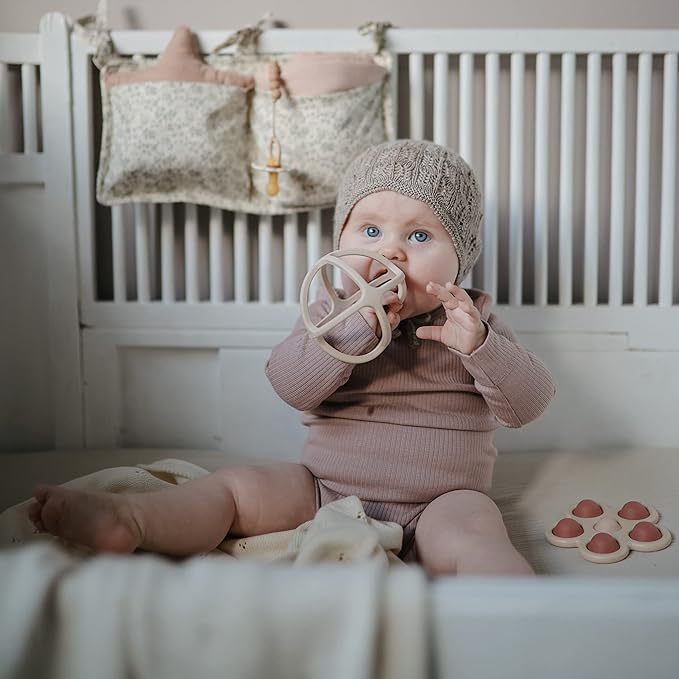 mushie Silicone Baby Teether Ball Toy (Shifting Sand)