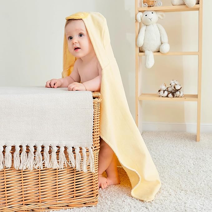 Mooreeke 2 Pack Baby Towels - 100% Cotton Baby Hooded Towels - Soft Baby Bath Towels with Hood for Newborn - Comfort Towels for Baby Girls and Boys - Animal Shaped Design (Duck & Elephant)