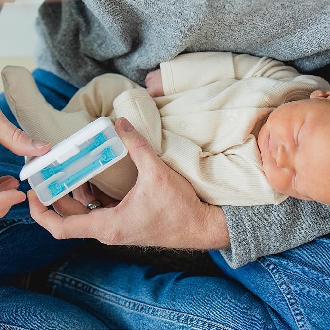 oogiebear: Baby Nose Cleaner & Ear Wax Removal Tool - Safe Booger & Earwax Removal for Newborns, Infants, Toddlers - Dual-Ended - Essential Baby Stuff, Diaper Bag Must-Have, 2 Pack Blue with CASE