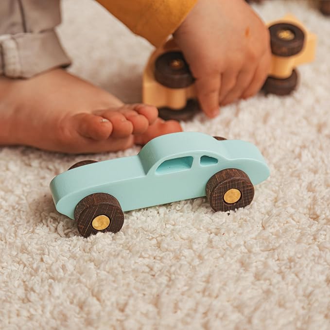 BUSY PUZZLE Colorful Wooden Toy Cars Set 2-Pack Truck and Car Durable Wooden Vehicles for Kids Montessori-Inspired Gift for Toddlers