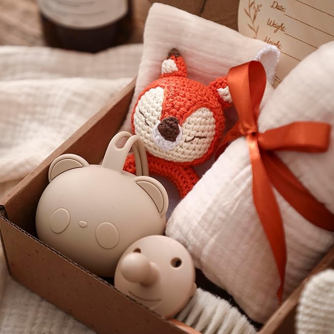 EERKEOD Baby Gift Set for Newborn New Baby Gift Set - Newborn Baby Essentials Baby Bath Set with Baby Blanket Baby Rattle - New Born Baby Girls Gift & Baby Boy Gifts for Baby Shower