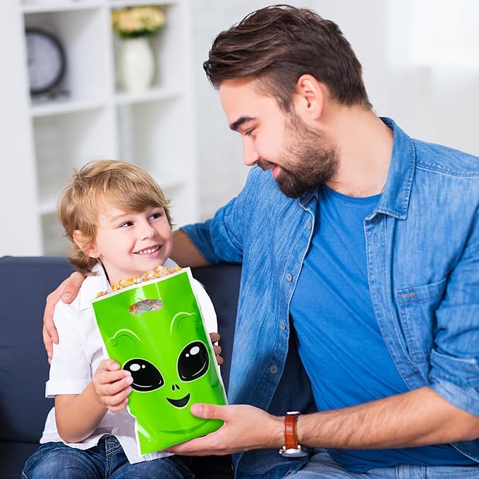 Alien Party Favor Bags - 50Pcs Fun Alien Party Gift Bags, Green Alien Goody Candy Treat Bags, Space Theme Party Decorations Plastic Birthday Snack Bag for Kids Birthday Alien Themed Party