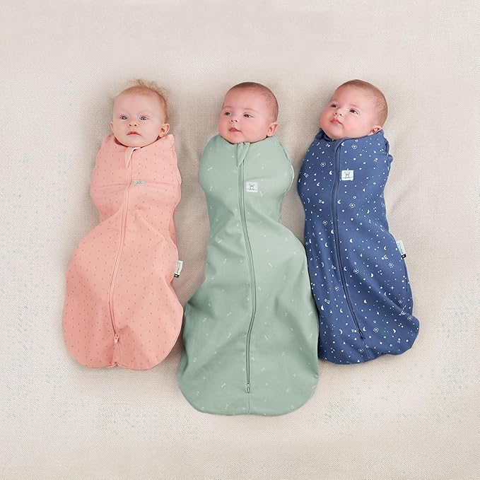 ergoPouch Cocoon Swaddle Sack 0.2 TOG - Baby Sleep Sack, Gentle Snug Fit Helps Calm Startle Reflex, Ideal for Arms In/Out Sleeping, Soft Breathable Fabric for Better Sleep (0-3 Months, Daisies)