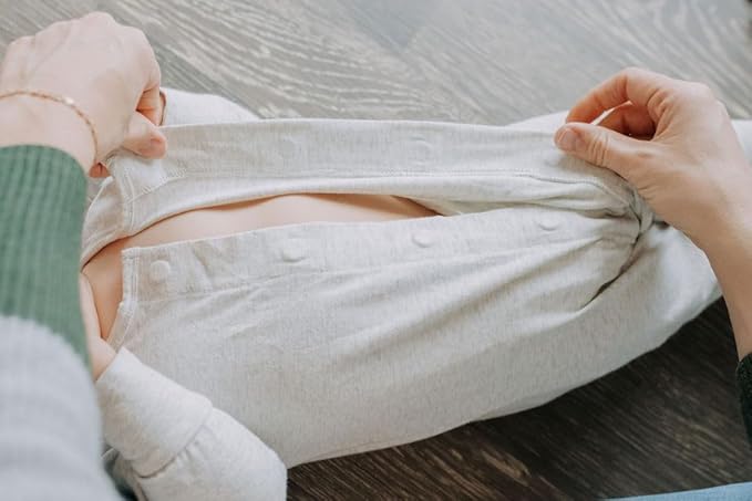 Magnetic Closure Baby Romper Boy/Girl, sizes 0-3m to 18-24m