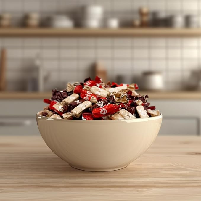 Neapolitan Taffies Candy Mix - 2 Pound Bulk Pack (150 Count) - Individually Wrapped Premium Assorted Caramels - Vanilla, Chocolate, Strawberry - Party Favors