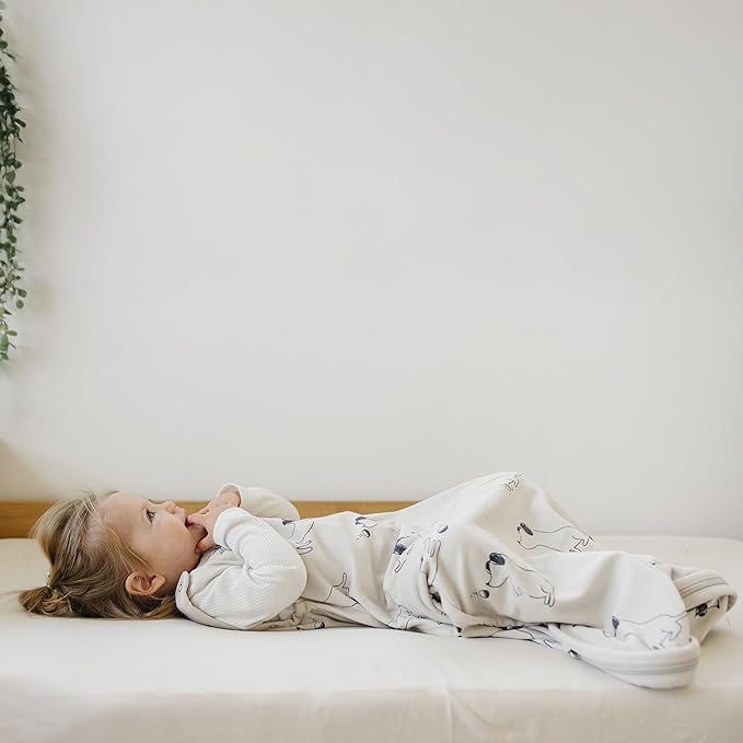 Woolino Merino Wool & Organic Cotton Baby Sleep Sack 2-24 Months – Ultimate 4-Season Baby Sleeping Bag, Universal Size Wearable Blanket, 2-Way Zipper & Adjustable Fit, Year-Round Use – Puppy