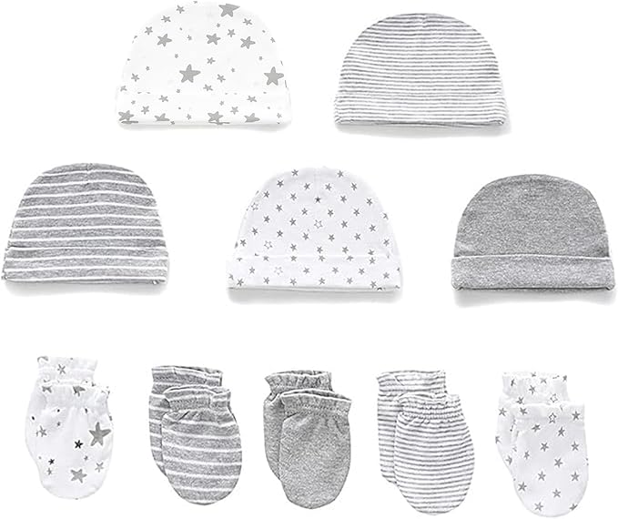 New Born Clothes Cotton Layette Gift Set Unisex Baby Outfit and Accessories Newborn Essentials Must Haves