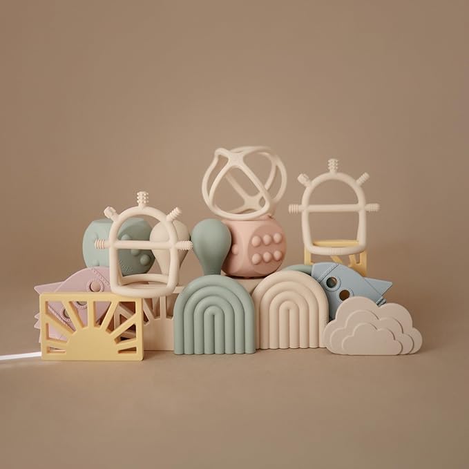 mushie Silicone Baby No-Drop Sensory Teether Toy (Shifting Sand)