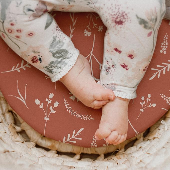 Gllquen Baby Bassinet Sheets 4 Pack, Breathable Cozy Fitted Mattress Sheet, Elastic Travel Crib Fashionable Floral Pattern, Standard Cradle Safe Sheets for Baby Boys Girls 32"x16" (Flower)