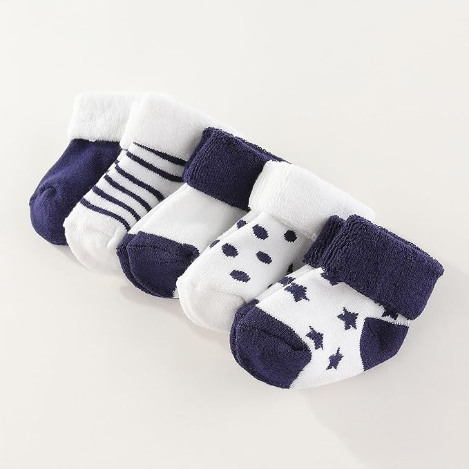 New Born Clothes Cotton Layette Gift Set Unisex Baby Outfit and Accessories Newborn Essentials Must Haves