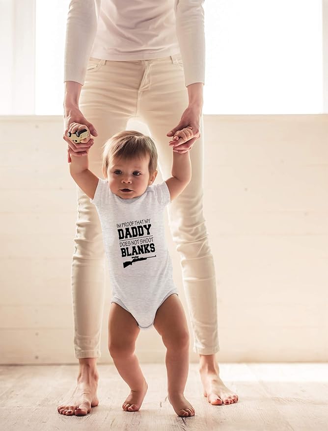 CBTwear I'm Proof That My Daddy Does Not Shot Blanks Baby Bodysuit Boy Girl Adorable Romper Clothing