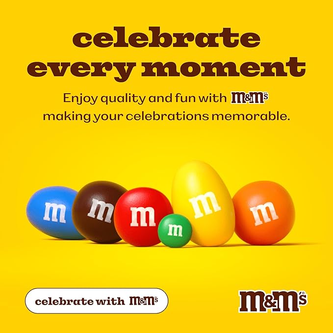 M&M’S WORLD Yellow Milk Chocolate Candy for Birthday Party Favors, Birthday Treats, Easter, Graduations, Dessert Buffets, Candy Bars, and more - Resealable 2 lbs Pack