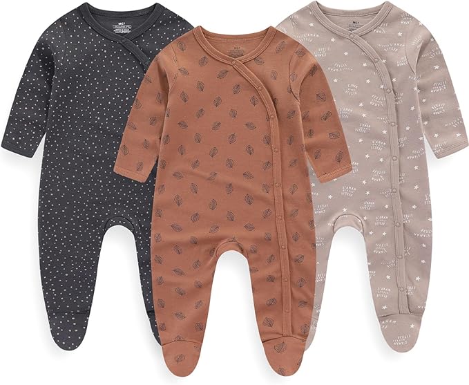 New Born Clothes Cotton Layette Gift Set Unisex Baby Outfit and Accessories Newborn Essentials Must Haves