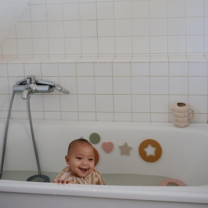 mushie Silicone Watering Can | Bath and Outdoor Play for Toddlers 10 Months+ (French Blue)