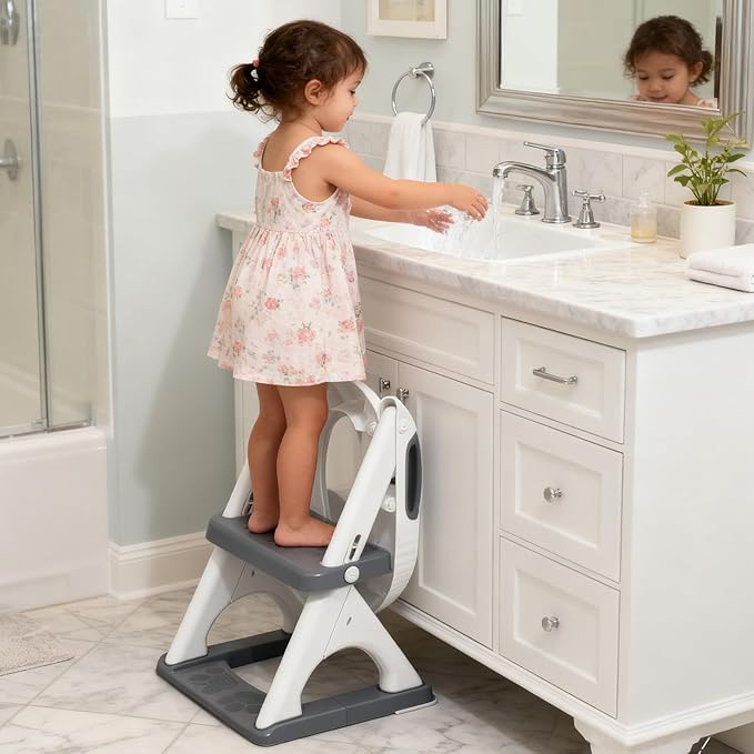 Potty Training Seat, SKYROKU Upgrade Toddler Toilet Seat for Kids Boys Girls, 2 in 1 Potty Training Toilet, Splash Guard Anti-Slip Pad Step Stool,New Sector-Shape Stabilized Base and heavier (Grey)