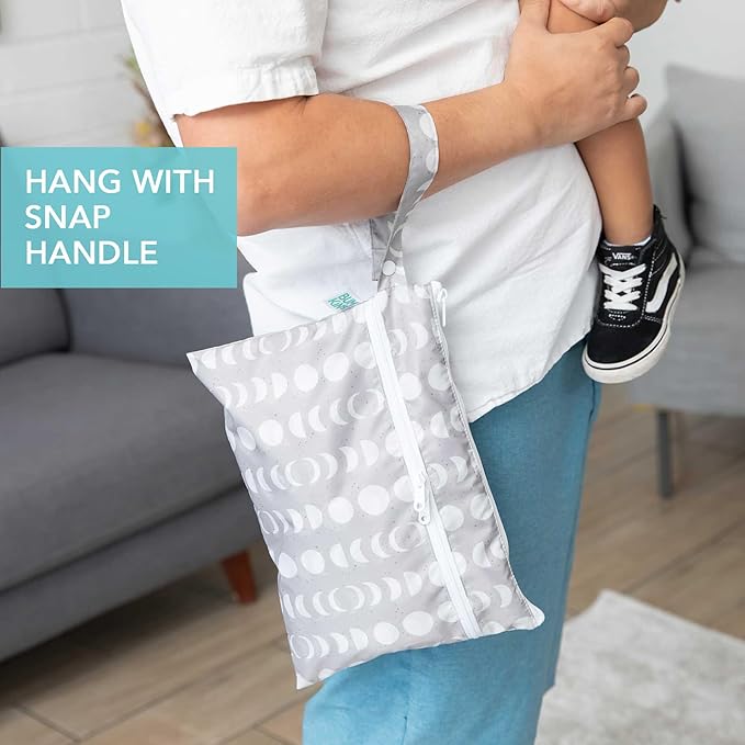 Bumkins Waterproof Wet Dry Clutch Bag for Baby, Travel, Swim Suit, Cloth Diaper, Pump Parts, Pool, Gym Clothes, Toiletry, Hook to Stroller, Daycare, Packing Pouch, Diaper Bag, Zip Reusable, Lunar Gray