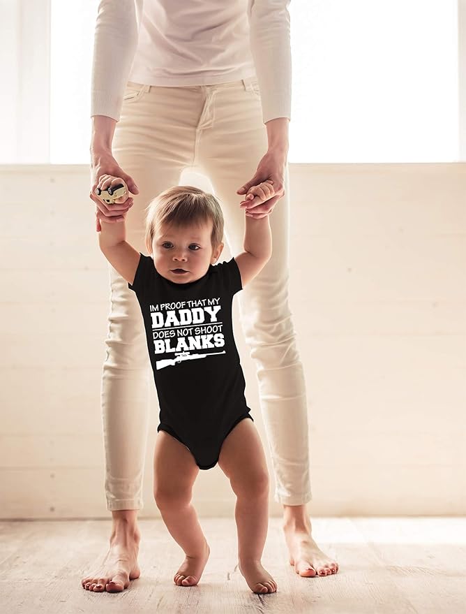 CBTwear I'm Proof That My Daddy Does Not Shot Blanks Baby Bodysuit Boy Girl Adorable Romper Clothing