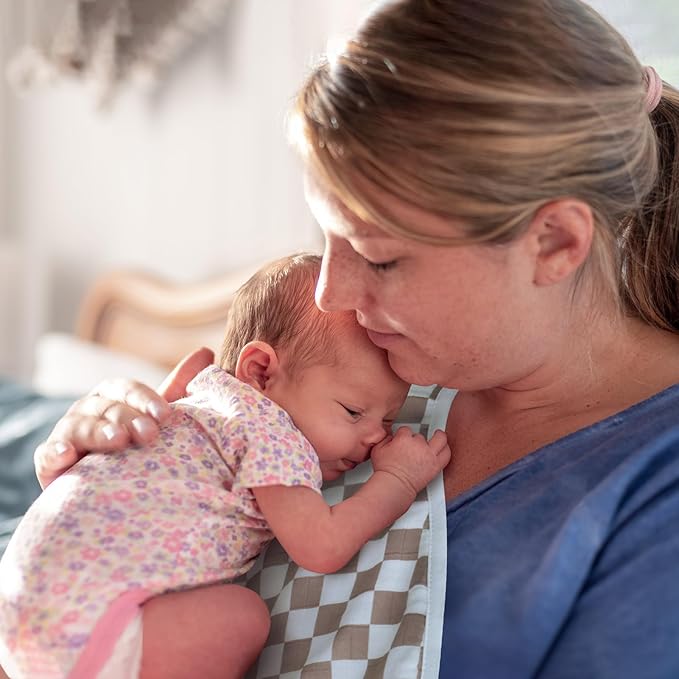 LifeTree Muslin Baby Burp Cloths - 2 Pack 70% Viscose from Bamboo and 30% Cotton Large 22'' by 10'' Absorbent Milk Spit Up Rags - Burping Cloths for Newborn, Girls Boys, Bear and Checkered