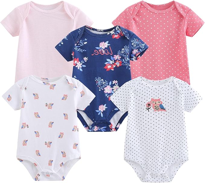 New Born Clothes Cotton Layette Gift Set Unisex Baby Outfit and Accessories Newborn Essentials Must Haves