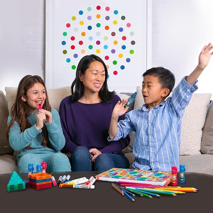 Push Pop Pink Candy Lollipops, 10 Ct Individually Wrapped in Pink Strawberry Flavor, Full Size, Fun Hard Candy Lollipops For Party Favors, Birthday Parties, Goodie Bags, Fun Gifts