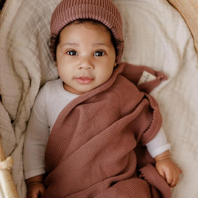 Luxe Collection 100% Organic Luxury Knit Baby Blanket + Hat Set (Sugar Plum)