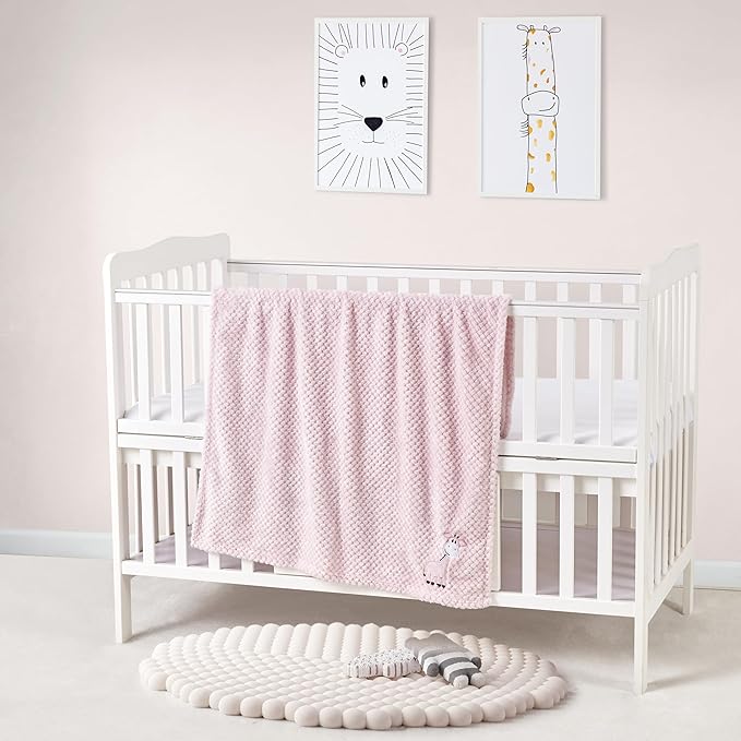 CREVENT Baby Welcome Gift Set Storage Basket with 2 Blankets+ 1 Security Blanket + 1 Taggie + 1 Gift Bag with Ribbon (Pink)