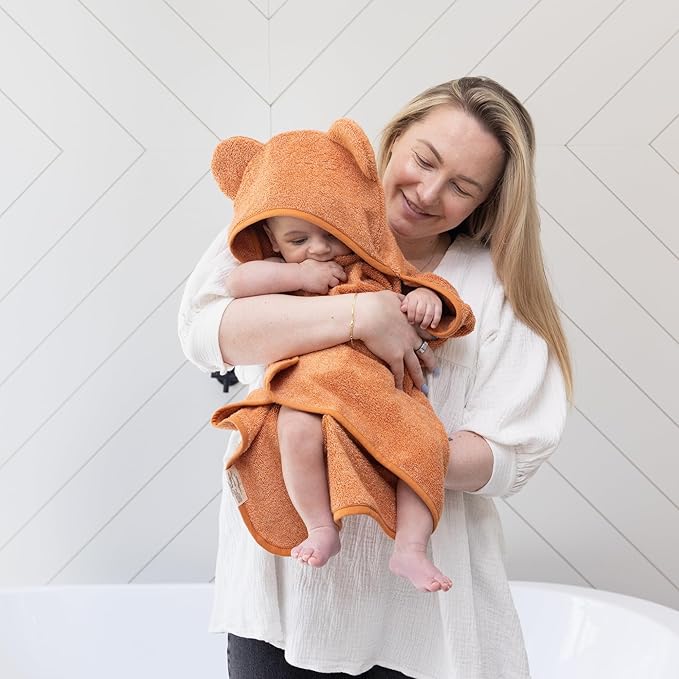 Bella Tunno Baby Bath Towel and Wash Mitt Set – Soft Absorbent Hooded Towels and Mitt-Style Baby Washcloths, Oeko-TEX Certified (Pumpkin)