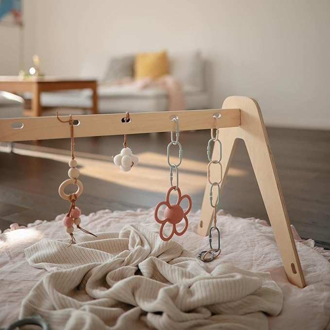 mushie Silicone Baby Daisy Rattle Teether Toy (Dusty Rose)