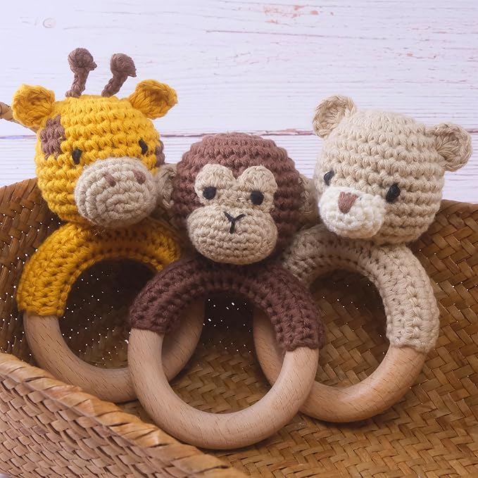 Joliecraft Safari Animals Wooden Baby Rattle Toys Stuffed Crochet Rattle with Teether Ring for Newborn, Giraffe