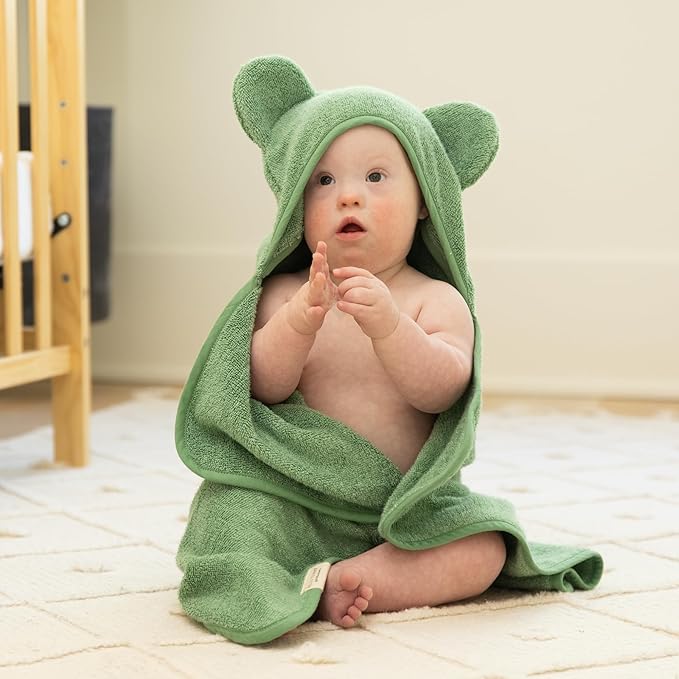 Bella Tunno Baby Bath Towel and Wash Mitt Set – Soft Absorbent Hooded Towels and Mitt-Style Baby Washcloths, Oeko-TEX Certified (Sea Foam)