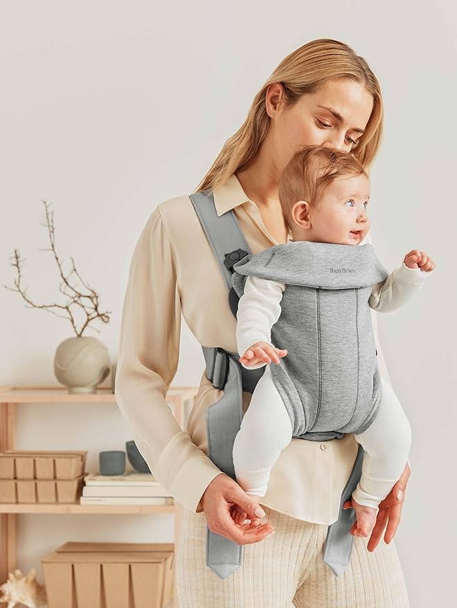 BabyBjörn Baby Carrier Mini, Light Gray, 3D Jersey | Infant Carrier (7-25 lbs), Ergonomic, Easy-to-Use