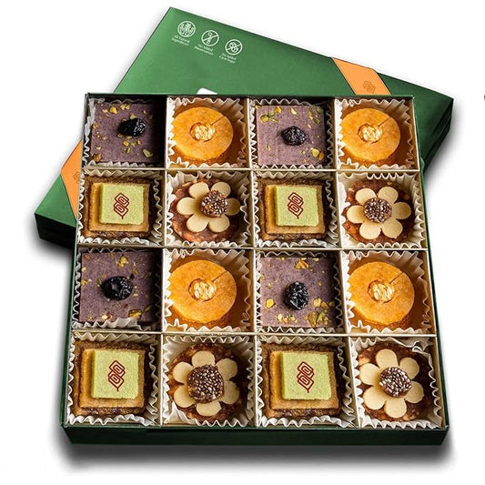 Laumière Gourmet Fruits - Dried Fruit Gift Baskets - Superfood Parfait Collection - Square (16 Pcs) - Premium Nuts Gift Basket - Healthy Snack Boxes for Adults- Vegan, Gluten Free Food Box - No Added Cane Sugar