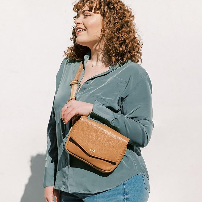 Freshly Picked Classic Park Pack Belt Bag, Fanny Packs for Women, Wear on Waist or Crossbody (Butterscotch)