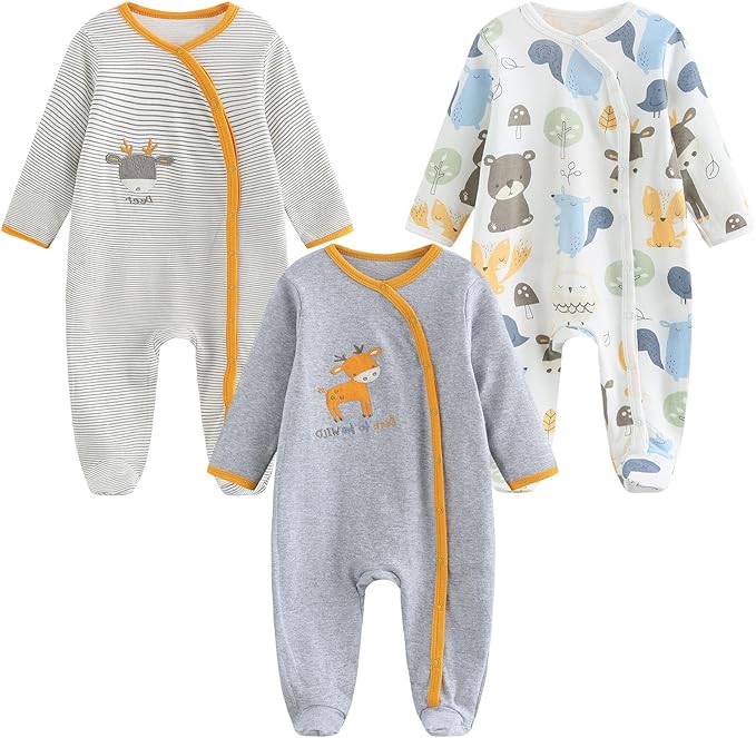 New Born Clothes Cotton Layette Gift Set Unisex Baby Outfit and Accessories Newborn Essentials Must Haves