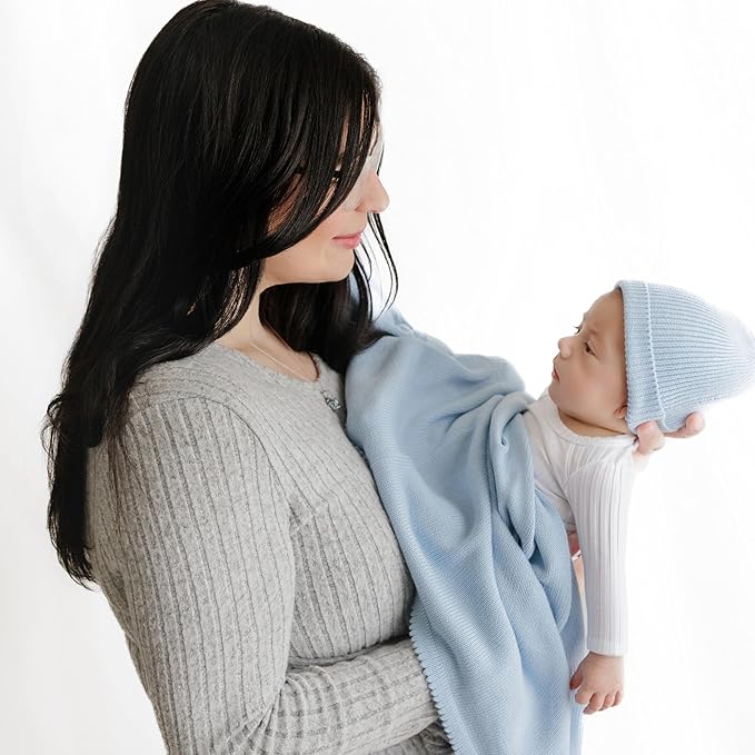 Luxe Collection 100% Organic Luxury Knit Baby Blanket + Hat Set (Sky Blue)