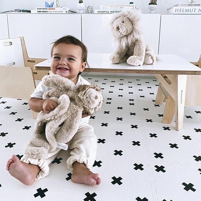 MON AMI Security Blankie for Babies Plush Stuffed Animal Security Blanket, Baby Snuggle Toy, Unisex Newborn (Leon Lion)