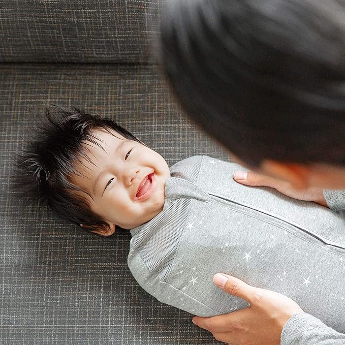 Happiest Baby Sleepea 5-Second Swaddle - 100% Organic Cotton Baby Swaddle Blanket - Doctor Designed Promotes Healthy Hip Development (Graphite Stars, Large)