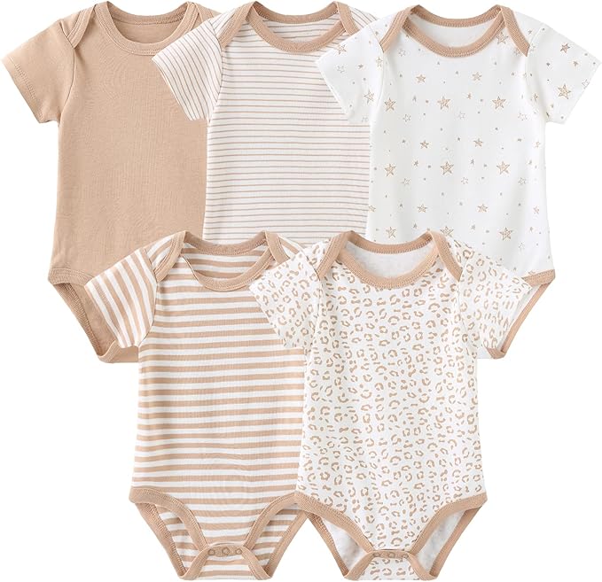 New Born Clothes Cotton Layette Gift Set Unisex Baby Outfit and Accessories Newborn Essentials Must Haves