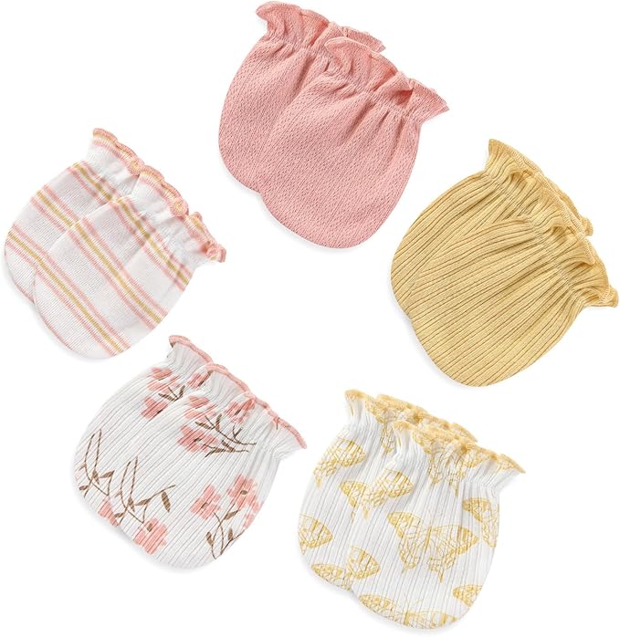 Newborn Layette Gift Set 20-Piece Cotton Baby Boy Girl Clothes Essentials and Accessories