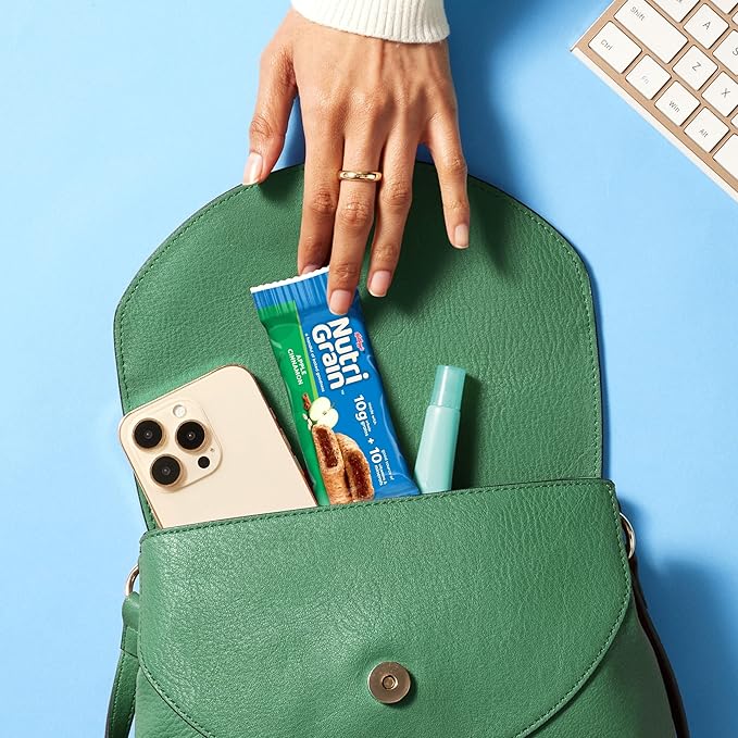 Nutri-Grain Breakfast Bars, Made with 10g Whole Grains, Snack Bars, Apple Cinnamon, 20.8oz Box (16 Bars)