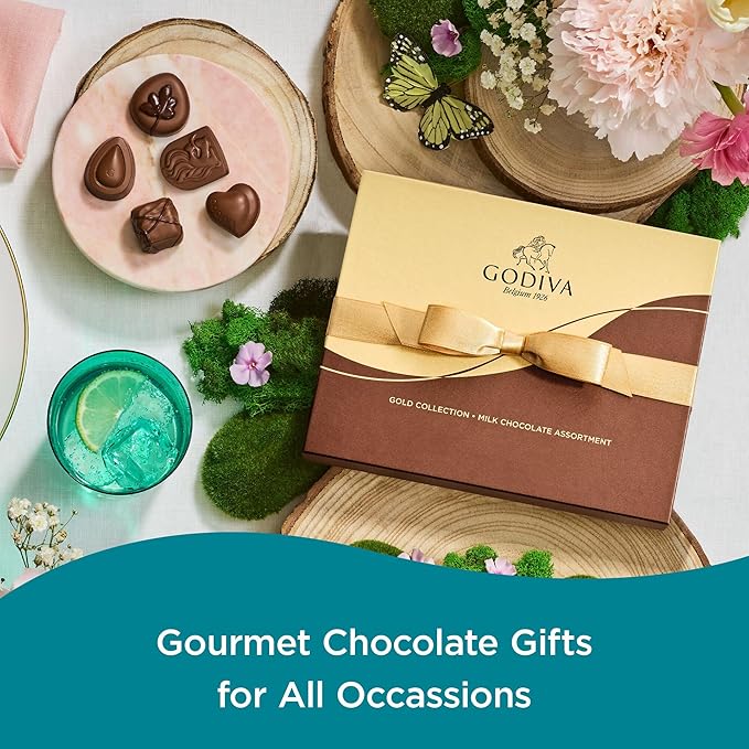 Godiva Nuts and Caramel Chocolate Gift Box- Praline in Milk, White and Dark Chocolate, Assorted Chocolate Candy Gift Basket for Congratulations, Birthday and Anniversary, Gold Ribbon, 18-Piece