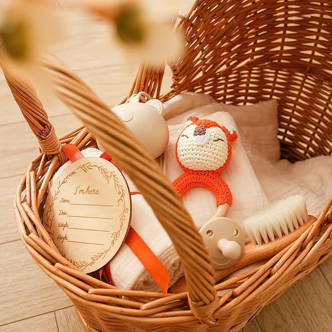 EERKEOD Baby Gift Set for Newborn New Baby Gift Set - Newborn Baby Essentials Baby Bath Set with Baby Blanket Baby Rattle - New Born Baby Girls Gift & Baby Boy Gifts for Baby Shower