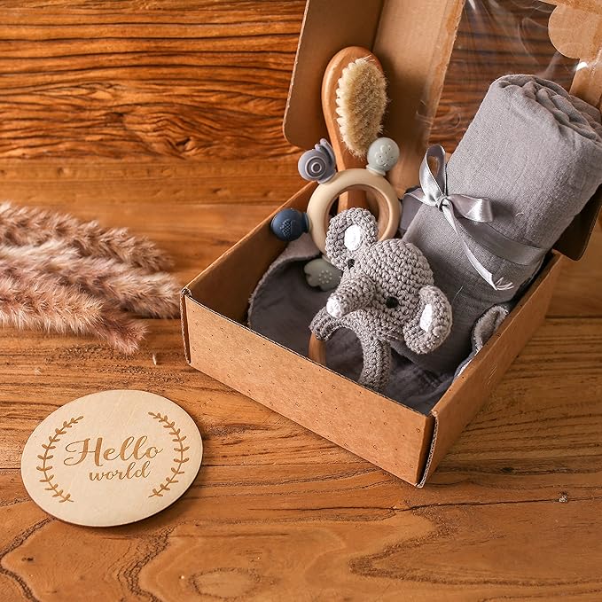 EERKEOD Baby Gift Set for Newborn New Baby Gift Set - Newborn Baby Essentials Baby Bath Set with Baby Blanket Baby Rattle - New Born Baby Girls Gift & Baby Boy Gifts for Baby Shower