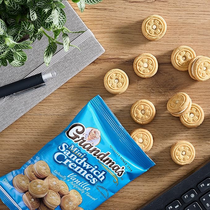 Frito Lay Lunch Box Mix, Chips, Cookies and Quaker Chewy Bars Variety Pack, (Pack of 40)